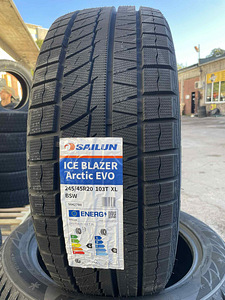 245/45/20 Sailun Iceblazer Arctic EVO 103t xl lamellrehvid (1 foto / 1)