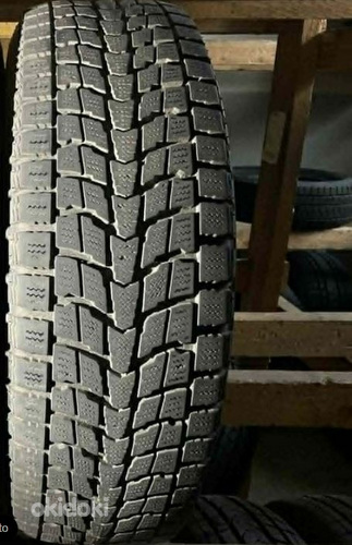 225/65/17 dunlop grandtrek 7mm