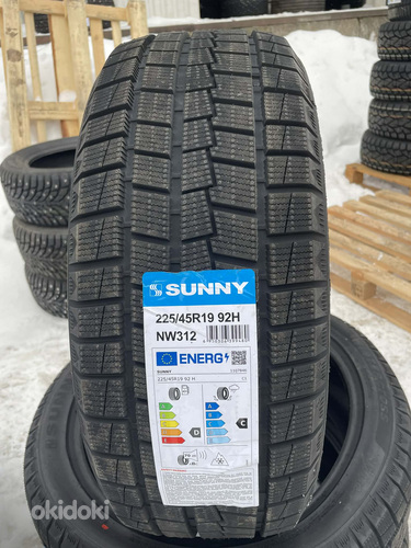225/45R19 Sunny NW312 92H ламеллярные шины