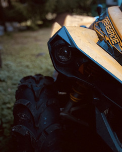 Can-Am Renegade V2 Rotax 61kW (2 foto / 7)