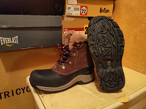 Laste saapad the north face s. 36 uus (3 foto / 3)