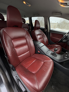 VOLVO V70 2010a. 1.6d 80kw (9 foto / 9)