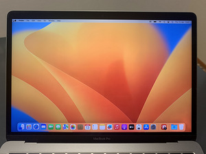 Apple MacBook Pro 13-inch 2017 (6 foto / 9)