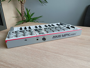 Akai MPK Mini 4 midi kontroller (3 foto / 4)