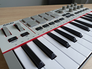Akai MPK Mini 4 midi kontroller (4 foto / 4)