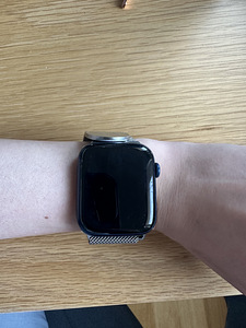 Apple Watch Series 6, 44mm (3 foto / 4)