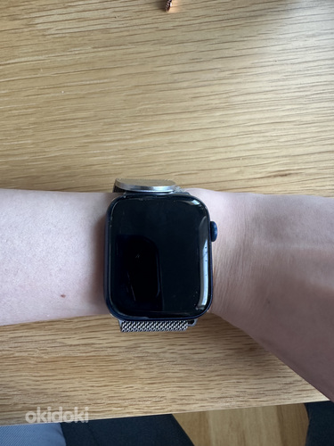 Apple Watch Series 6, 44 мм (фото #3)