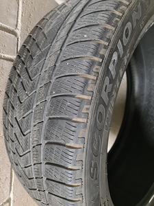 Lamellrehvid 275/40 R21 Pirelli Scorpion 4 tk., kasutatud (3 foto / 10)