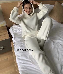 Soojad ülikonnad fliisiga (3 foto / 4)