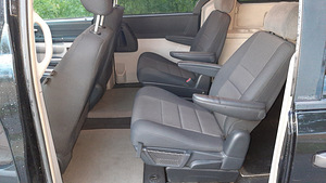 Chrysler Grand Voyager (10 foto / 12)