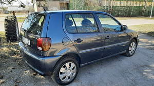 Volkswagen Polo (6 foto / 11)