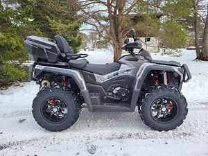 ODES 650L EPS V-Twin T3b 39kw 2023 ATV (2 foto / 10)