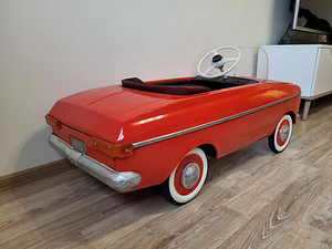 Moskvich plekist laste pedaalauto 1978 (3 foto / 10)