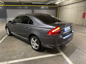 Volvo S80, D5, 151 kW, AWD (7 foto / 10)