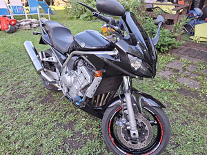 Yamaha fazer 1000 (2 foto / 3)