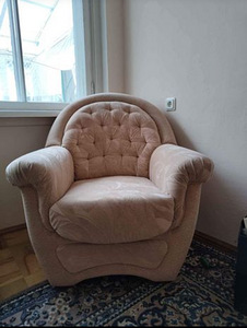 Lahtikäiv diivan + tugitool (1 foto / 2)