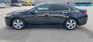Honda Accord 2.4 2010 (3 foto / 8)