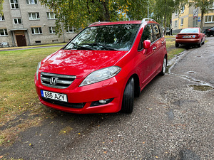 Honda FR-V (2 foto / 5)