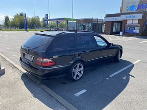 Mercedes-Benz W211 3.2CDI (2 foto / 7)