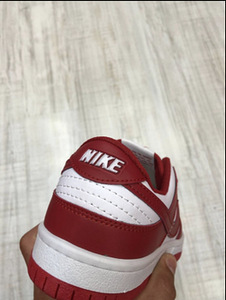 Nike tossud Dunk Low University Red (4 foto / 5)