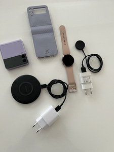Samsung Galaxy Z Flip3 ja Samsung Galaxy Watch 4, 40mm (1 foto / 1)