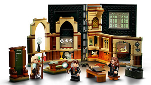 Lego Harry Potter 76397 Hogwarts Defence Class Лего (5 фото из 7)