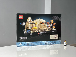 Lego Star Wars 75380 Mos Espa Podrace Diorama Lego (2 foto / 10)
