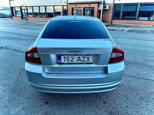 Volvo s80 3.2 (4 фото из 12)