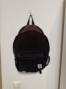 Carhartt wip backpack (1 foto / 1)