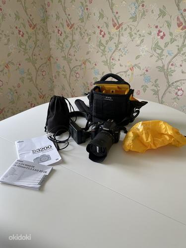 Зеркальная фотокамера Nikon D3200 и объектив AF-S Nikkor 18-105 (фото #1)