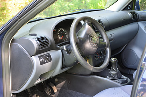 Seat Toledo 1.6 74 kW, 2000 (5 foto / 6)