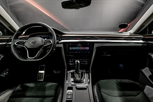 Volkswagen Arteon e-Hybrid Elegance (8 foto / 10)