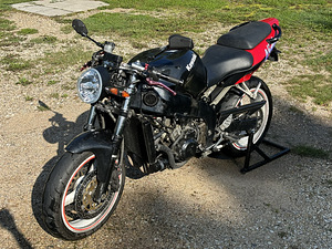 Kawasaki Ninja ZX-6R A2 1998 (1 foto / 6)