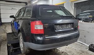 Audi a4 b6 2.5tdi 114kw manuaal Varuosad ühest autost (4 foto / 9)