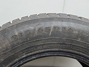 215/65 R16 (7 фото из 7)