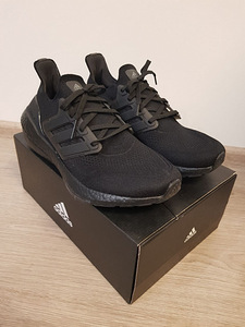 Adidas ultraboost 21 fy0306 (1 foto / 4)