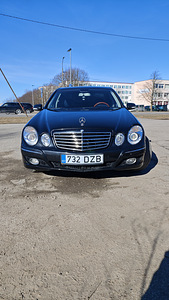 Mercedes-Benz E 200 CDI Elegance Facelift (4 foto / 12)