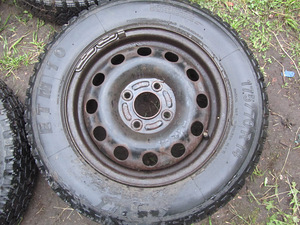 Ford, Peugeot, Citroen R14 4x108 veljed ja rehvid (3 foto / 6)