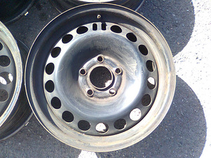 Заводские диски Opel 5x110 R15 (4 фото из 6)