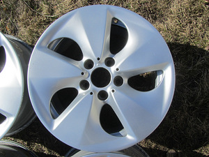 Диски BMW F10 оригинал R17 5x120 Style 363 (4 фото из 7)
