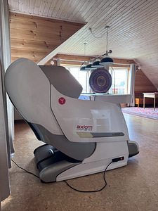 массажное кресло Yamaguchi axiom YA-6000 (5 фото из 6)