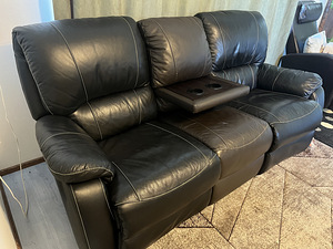 Recliner nahkdiivan (3 foto / 5)