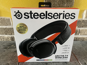 Гарнитура SteelSeries Arctis 7+ Wirelesss Headset PC/PS4/PS5/switch (5 фото из 8)