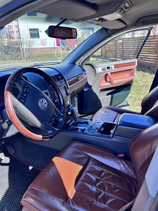 Volkswagen Touareg 3.0 Diesel (6 foto / 13)