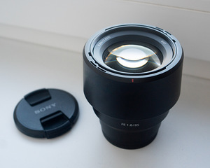 Sony FE 85mm F1.8 (1 foto / 3)
