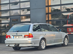BMW 530D 142kw FACELIFT (2 foto / 9)