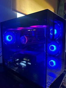 Продается мощный игровой компьютер с гарантией – RTX 5070 + (3 фото из 3)
