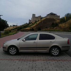 Skoda octavia (4 foto / 6)