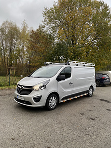 Opel Vivaro (5 фото из 8)