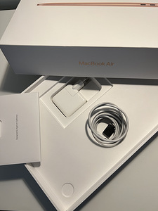 MacBook Air 2020 (8 фото из 8)